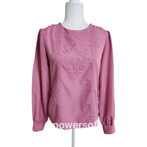 Shapely Tops - Shapely Vintage Pink Long Sleeve Top w Floral Embroidery